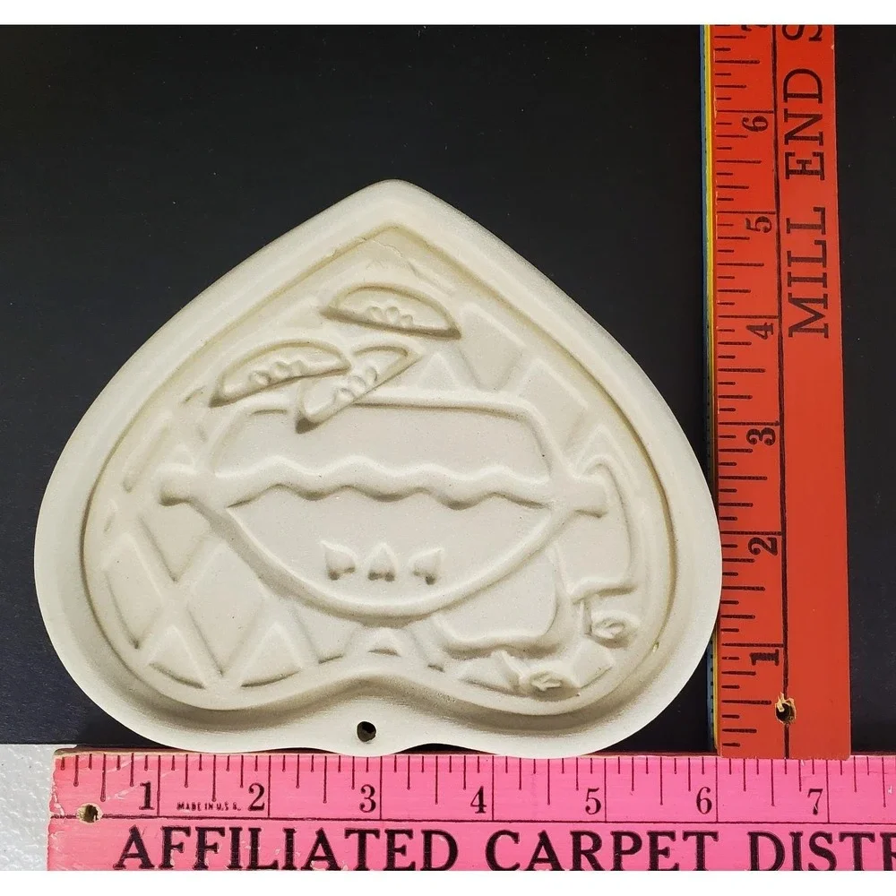 Pampered Chef WELCOME HOME HEART Family Heritage Collection Cookie Mold NIB Vtg